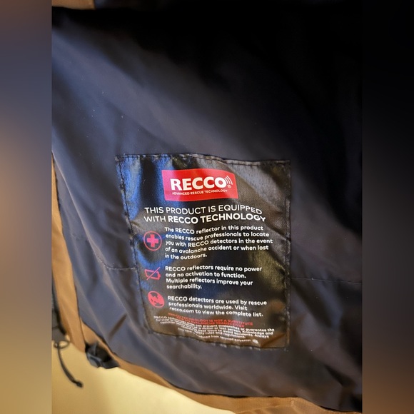 Mountain Hardware tan winter ski jacket size M - Picture 5 of 12